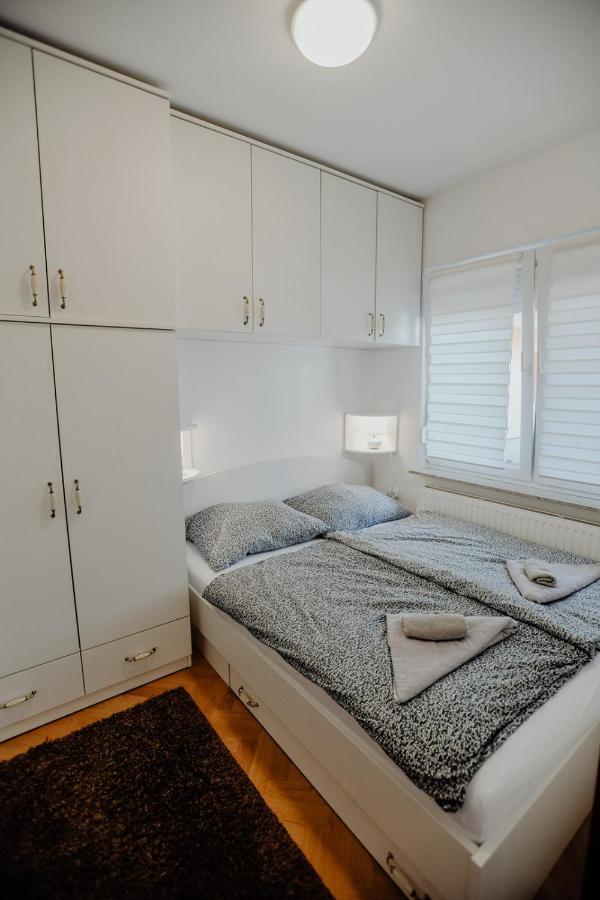 Apartman M5 Джяково Екстер'єр фото